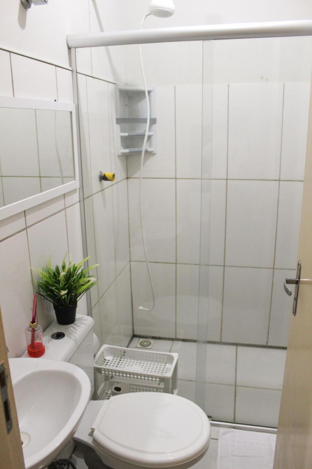 Kitnet Moderna, Confortavel , Climatizada E Linda 7A مونتيس كلاروس المظهر الخارجي الصورة